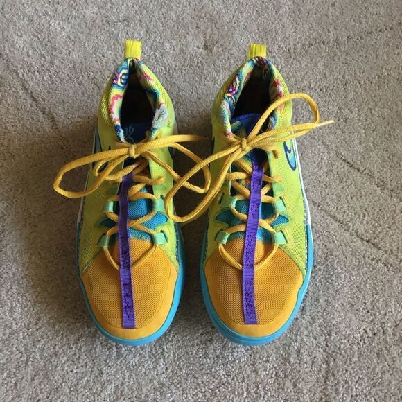 Nike Kyrie Flytrap VI 6 Limited Edition Shoes Yellow Spongebob - Picture 3 of 8